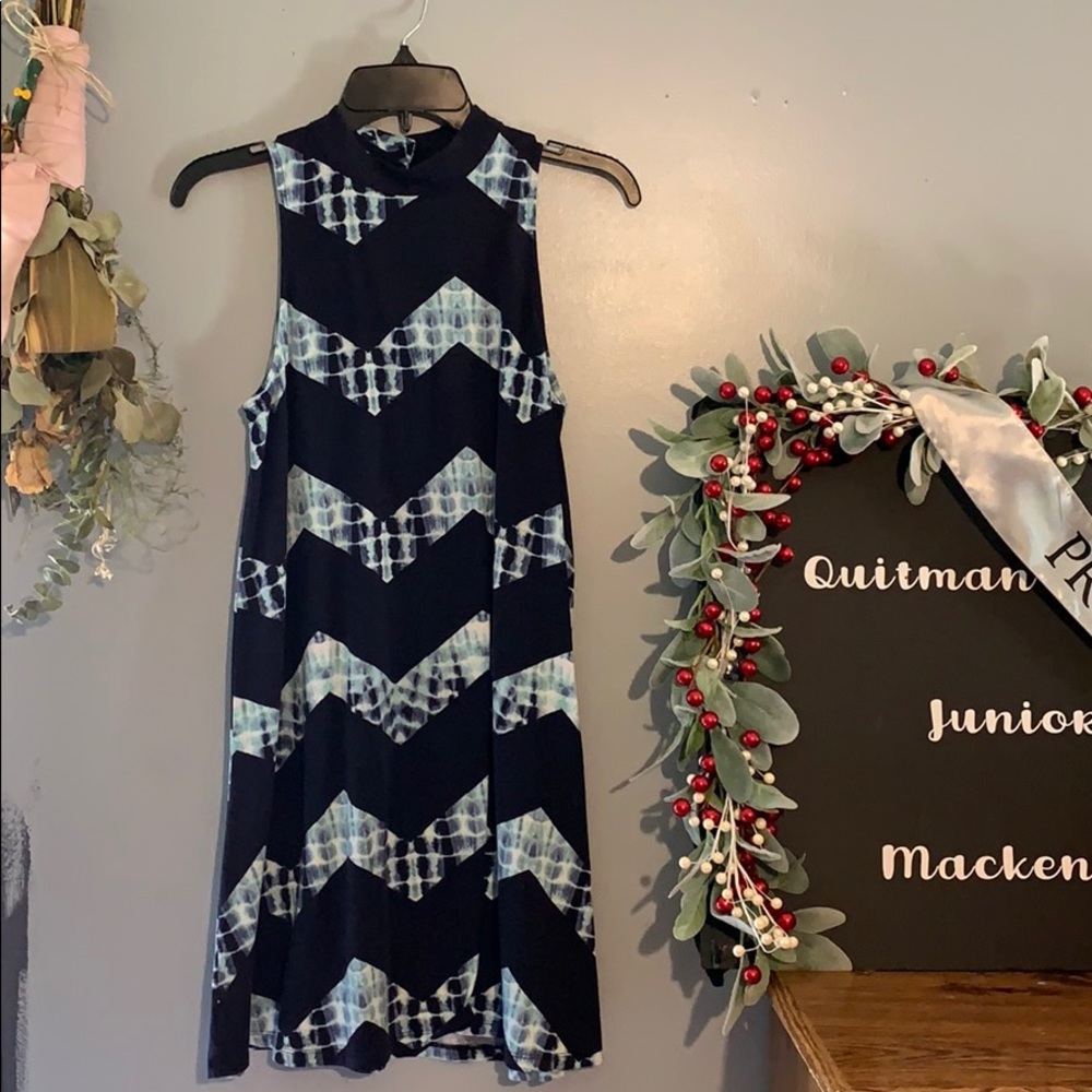 super cute dress!!